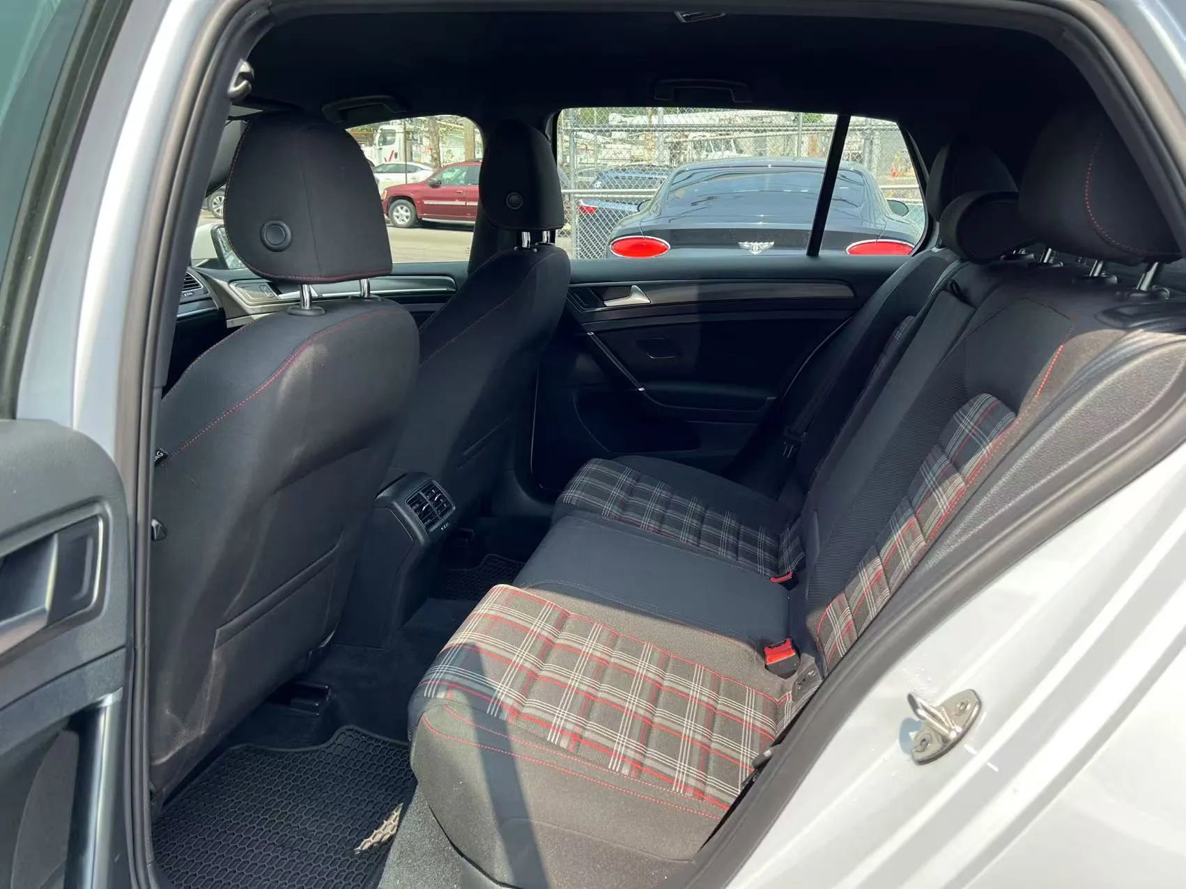 Used 2018 Volkswagen GTI S image 10
