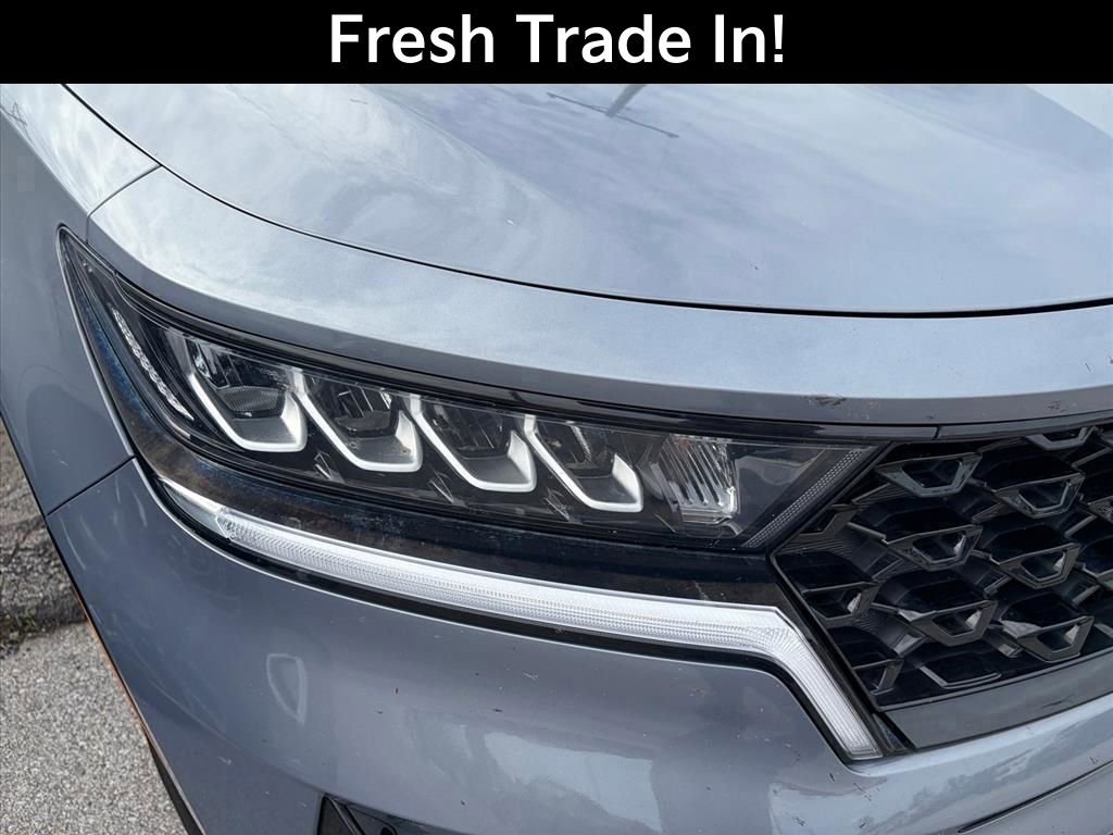 Used 2023 Kia Sorento EX w/ Panoramic Sunroof Package FWD image 5