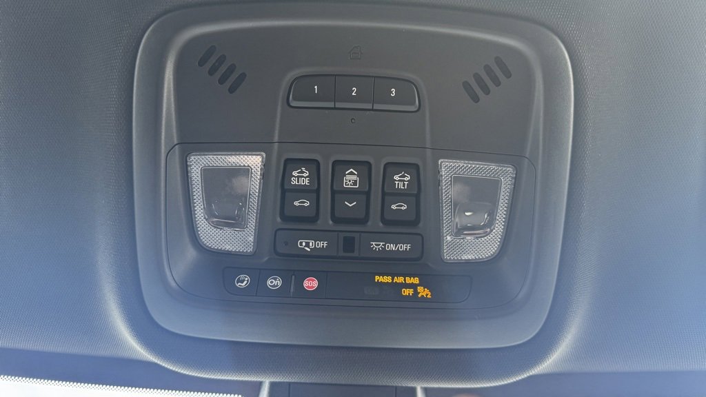 Used 2023 Chevrolet Traverse Premier image 29