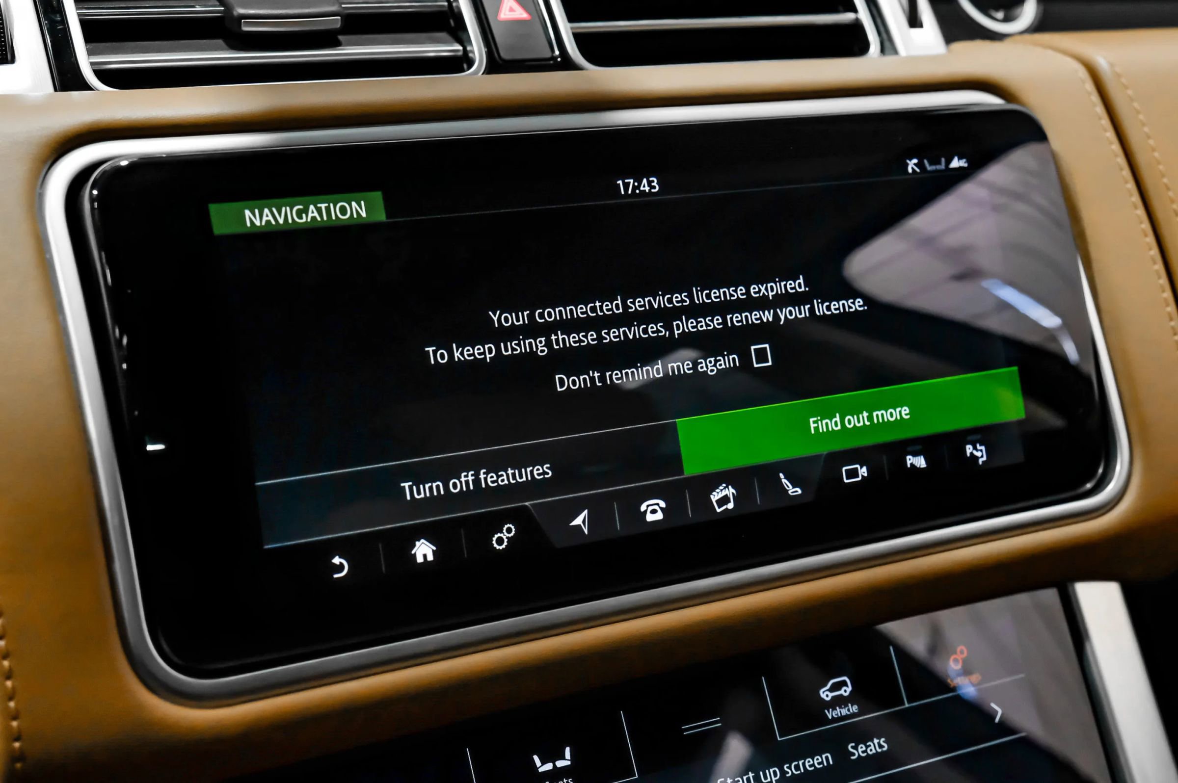 Used 2019 Land Rover Range Rover Long Wheelbase Autobiography image 32