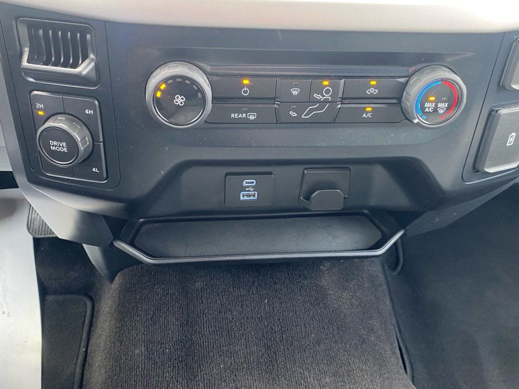 Used 2023 Ford F150 XLT AWD/4WD image 23