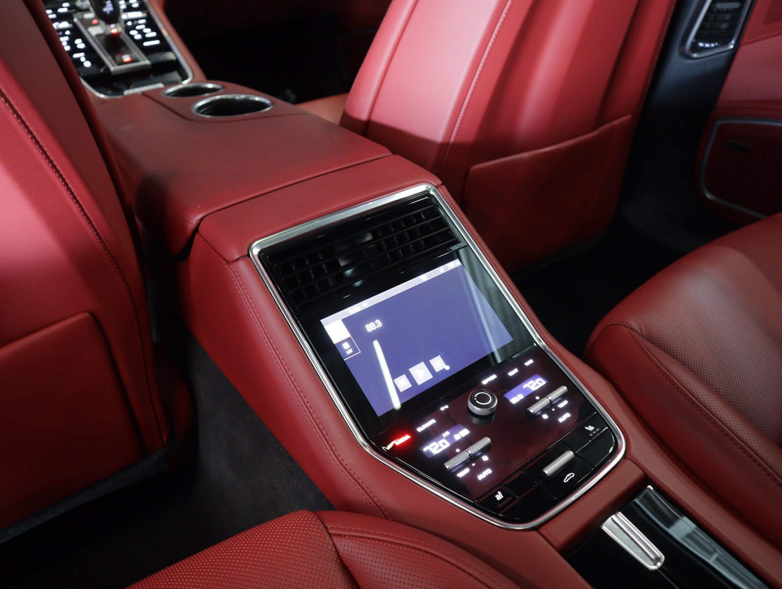Certified 2023 Porsche Panamera 4S AWD/4WD image 18