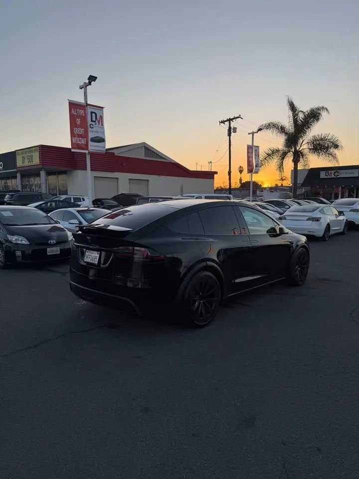 Used 2023 Tesla Model X image 6