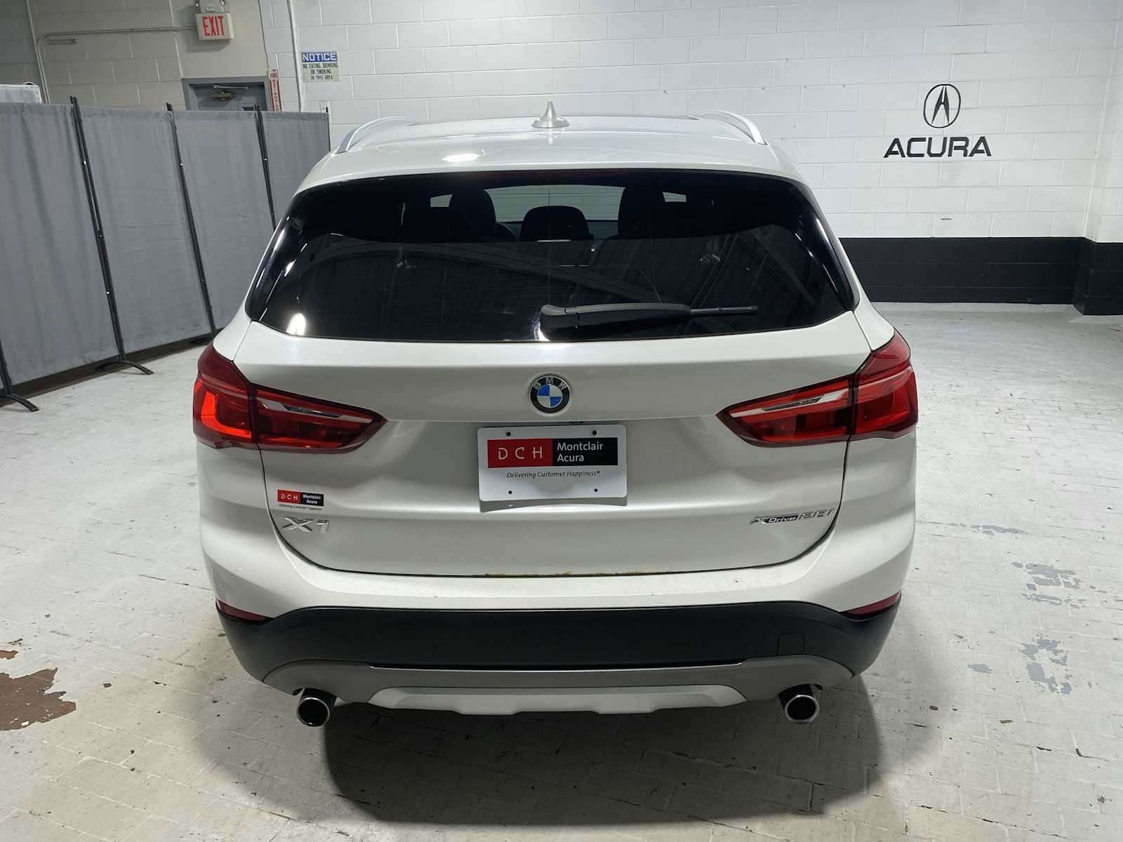 Used 2018 BMW X1 xDrive28i w/ Convenience Package AWD/4WD image 5