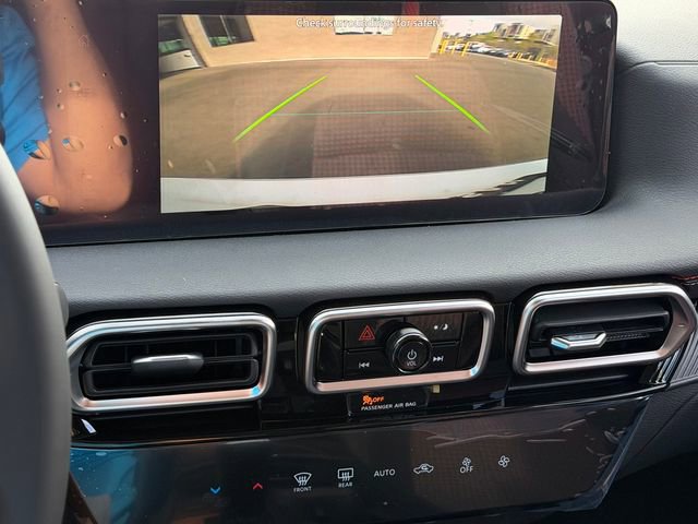 New 2026 Nissan Sentra SR w/ Floor Mat Package FWD image 20