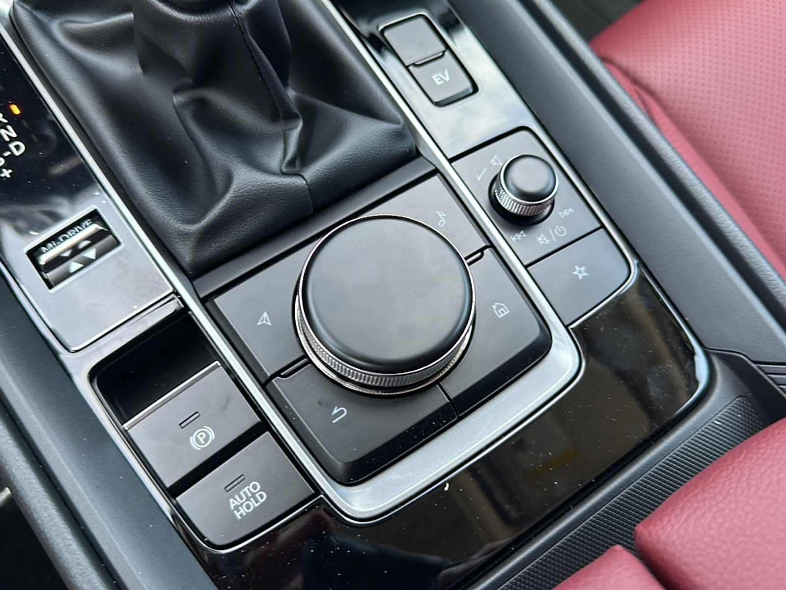 New 2025 MAZDA CX-50 AWD 2.5 Hybrid w/ Premium Pkg image 25