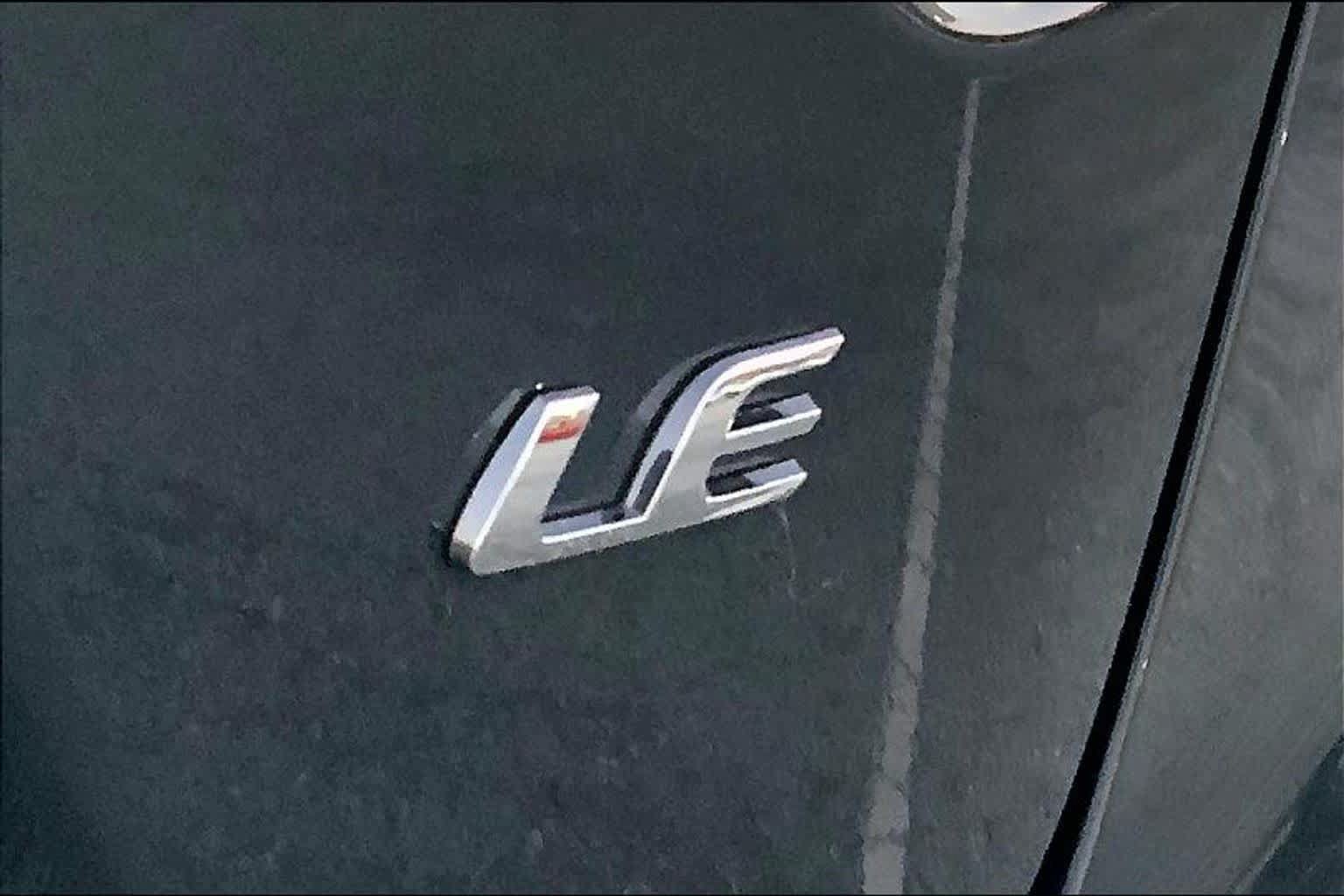 Used 2026 Toyota Corolla LE FWD image 9