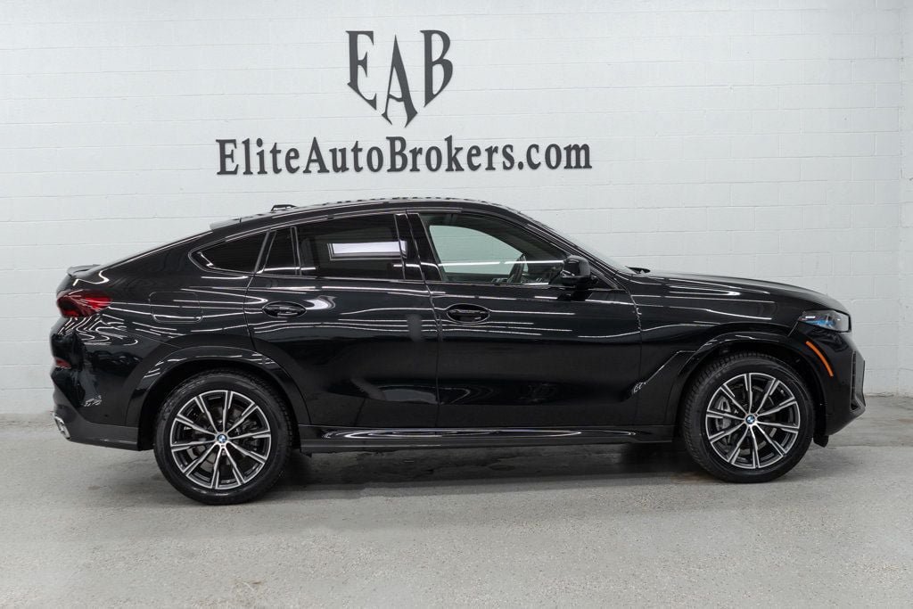 Used 2025 BMW X6 xDrive40i w/ Climate Comfort Package AWD/4WD image 5
