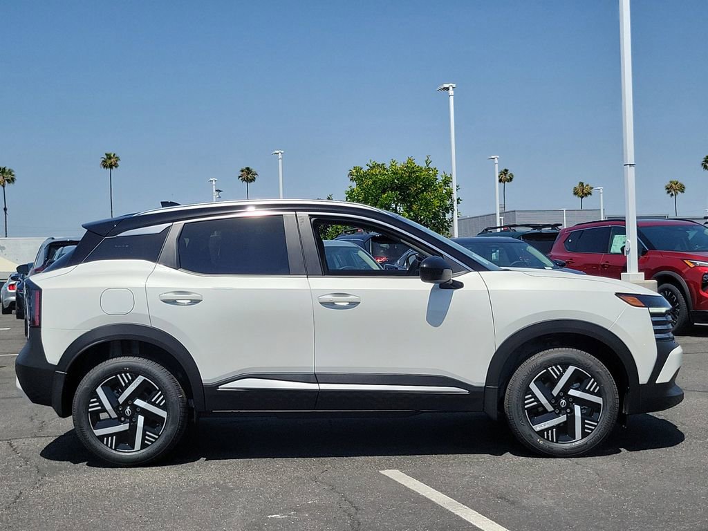 New 2026 Nissan Kicks SV FWD image 7