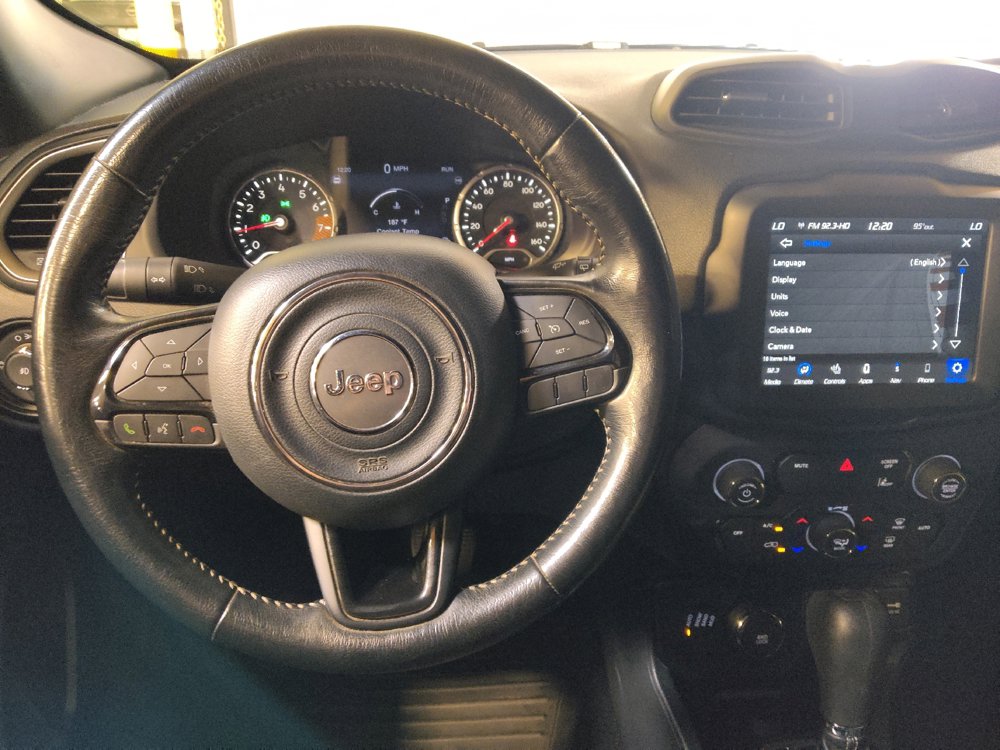 Used 2021 Jeep Renegade Latitude AWD/4WD image 22