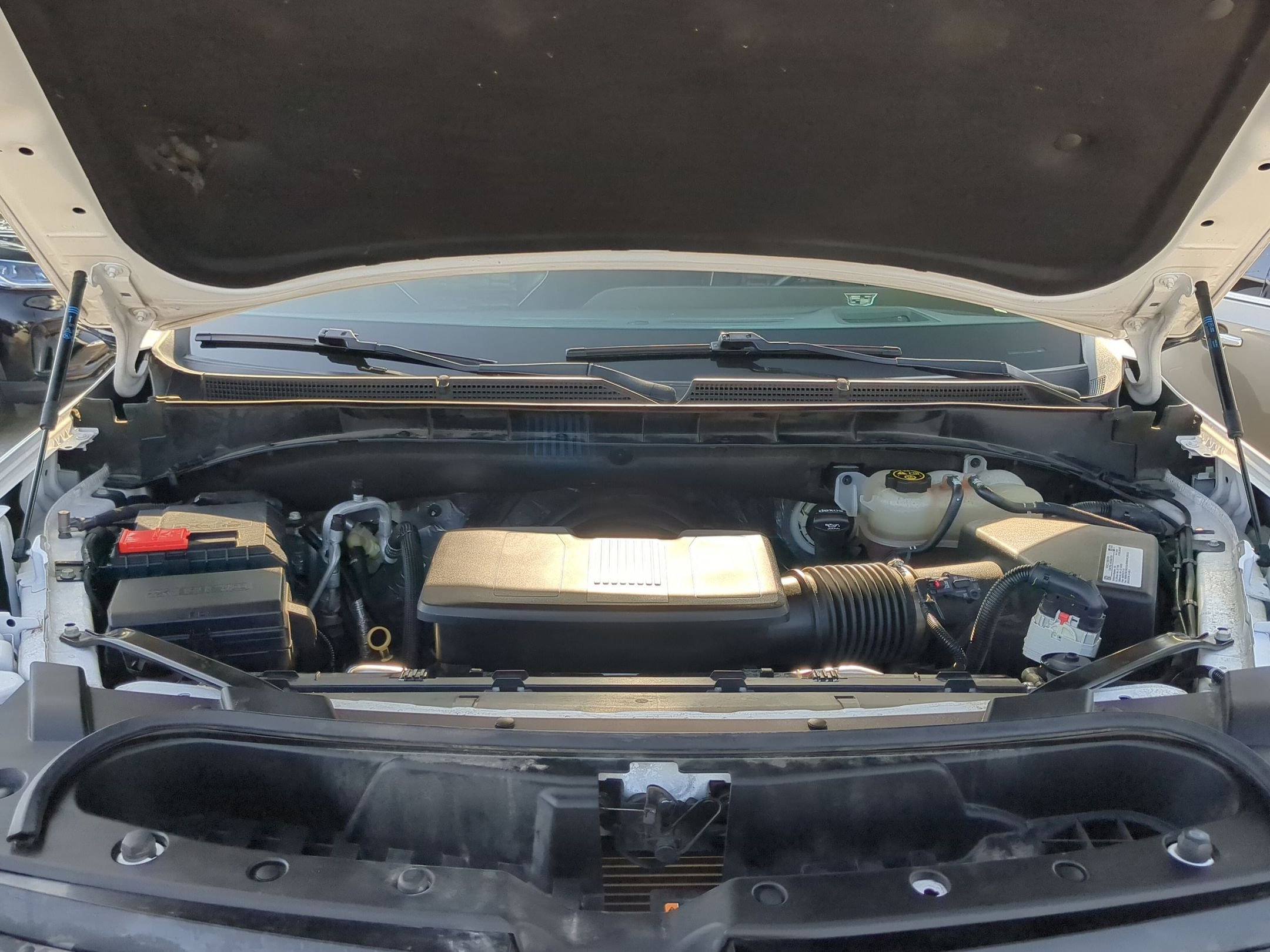 Used 2021 Cadillac Escalade Premium Luxury Platinum w/ LPO, Floor Liner Package image 26