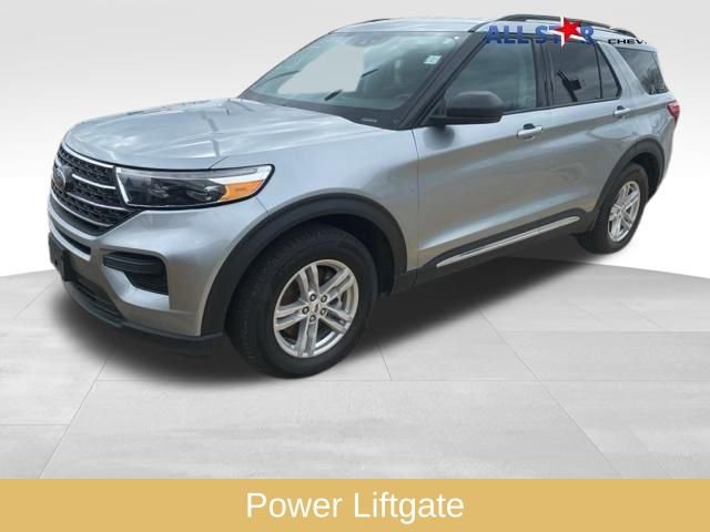 Used 2023 Ford Explorer XLT image 4