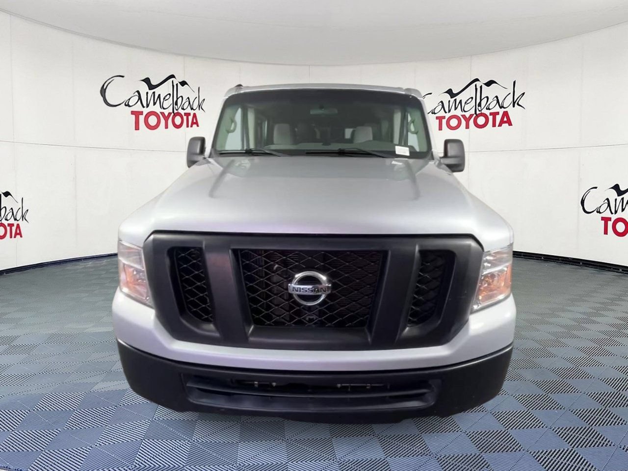 Used 2018 Nissan NV 3500 S RWD image 5