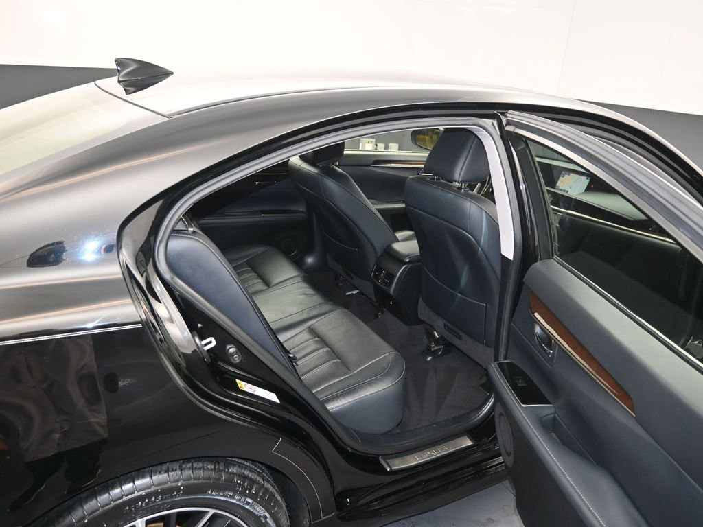 Used 2016 Lexus ES 350 image 11