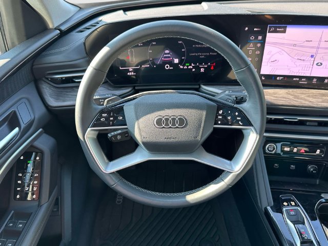 Certified 2025 Audi Q5 Premium w/ Convenience Package AWD/4WD image 15