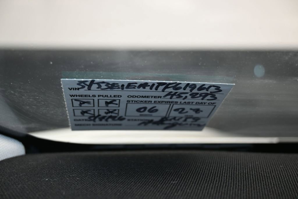 Used 2023 Tesla Model 3 Standard Range RWD image 9