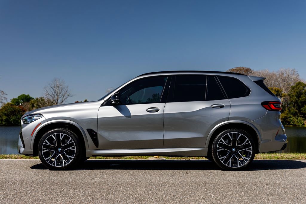 Used 2022 BMW X5 M w/ Competition Package 2 image 9