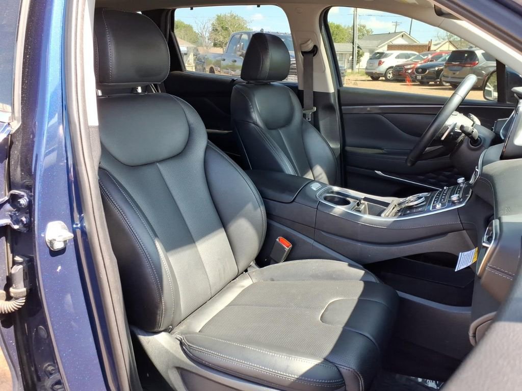 Used 2023 Hyundai Santa Fe SEL w/ Premium Package image 13
