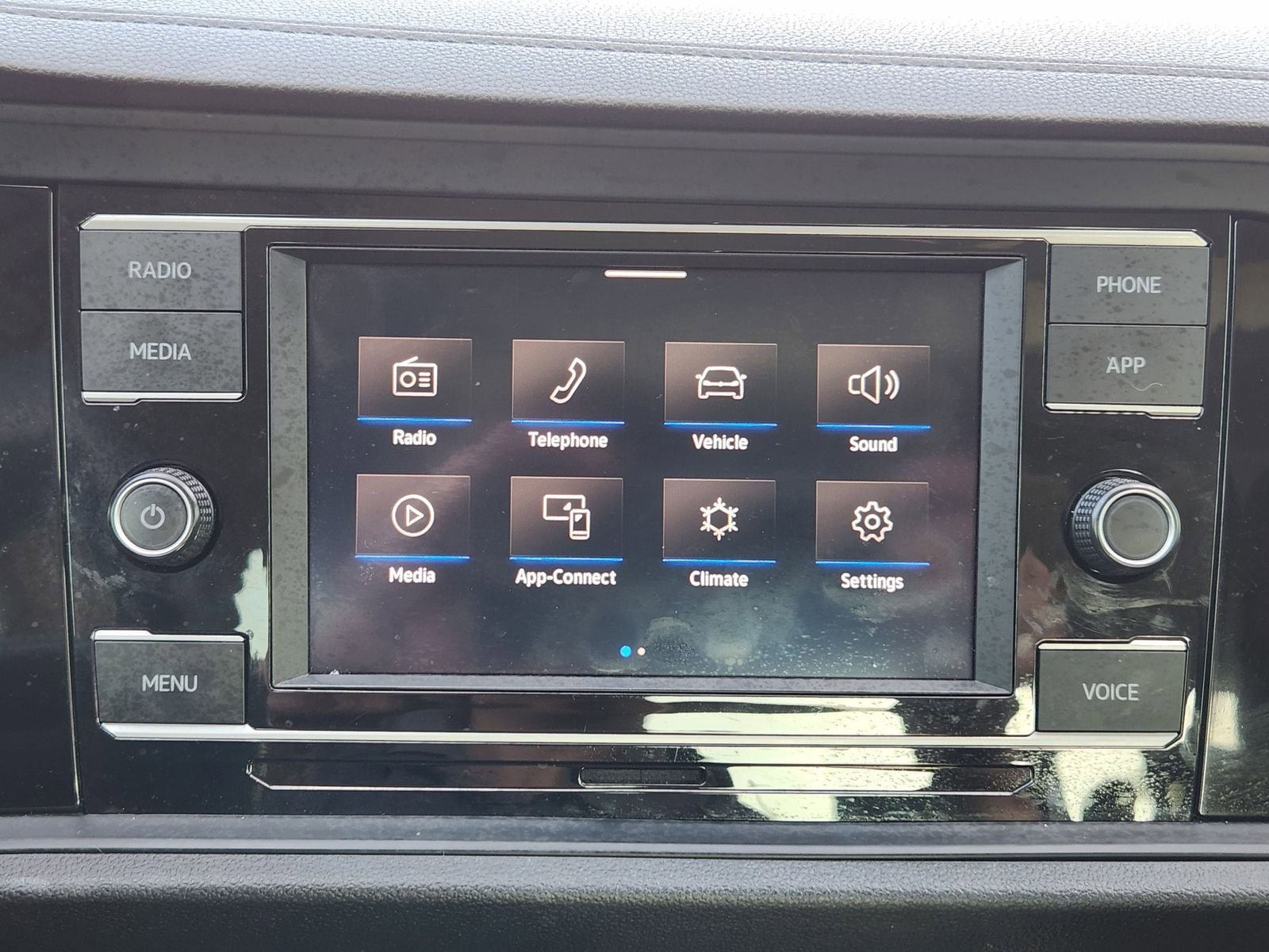 Used 2022 Volkswagen Jetta SE FWD image 24