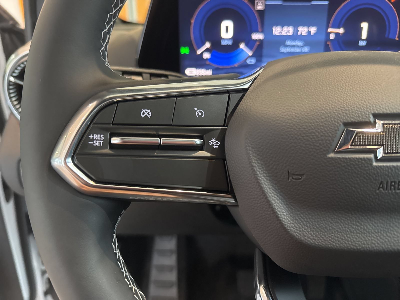 New 2026 Chevrolet Blazer EV LT AWD/4WD image 22