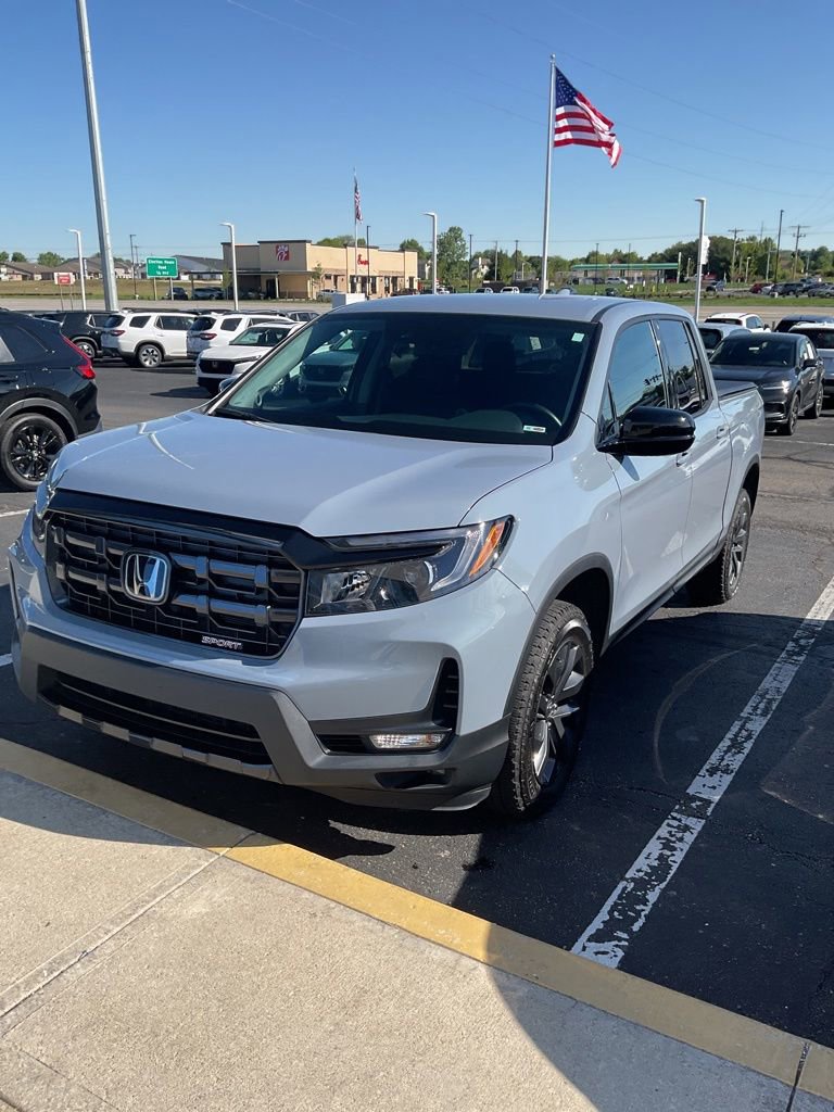 Certified 2025 Honda Ridgeline Sport image 1