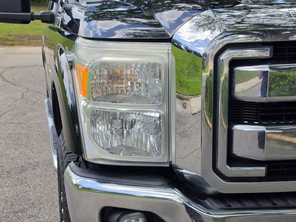 Used 2016 Ford F250 Lariat w/ Lariat Ultimate Package AWD/4WD image 11