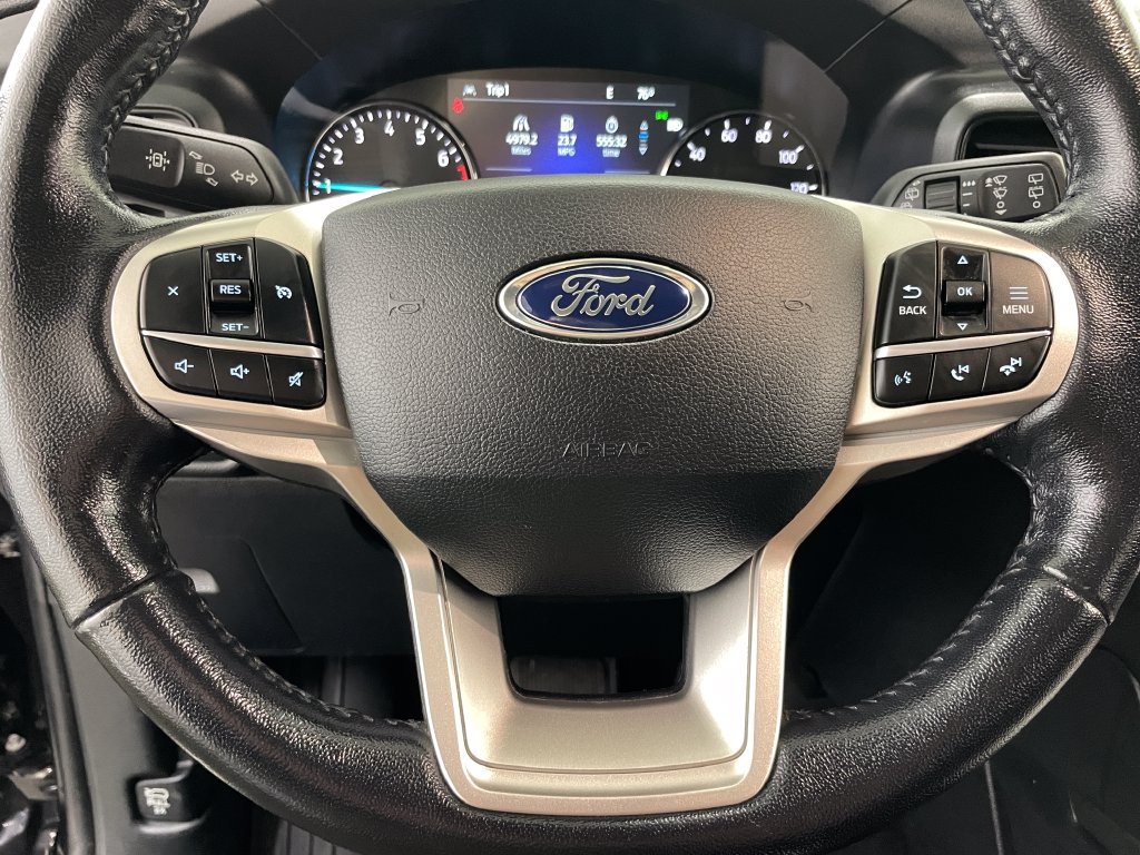 Used 2021 Ford Explorer XLT AWD/4WD image 4