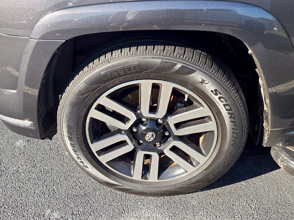 Used 2014 Toyota 4Runner Limited RWD image 4