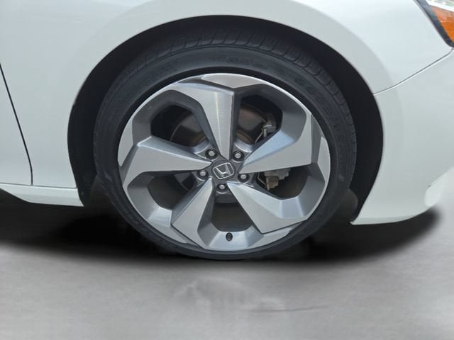 Used 2020 Honda Accord Touring image 41