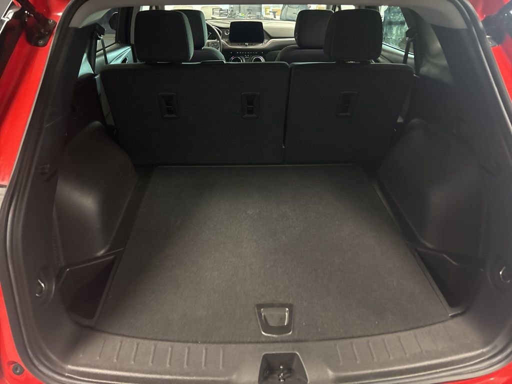 Used 2025 Chevrolet Blazer LT image 6
