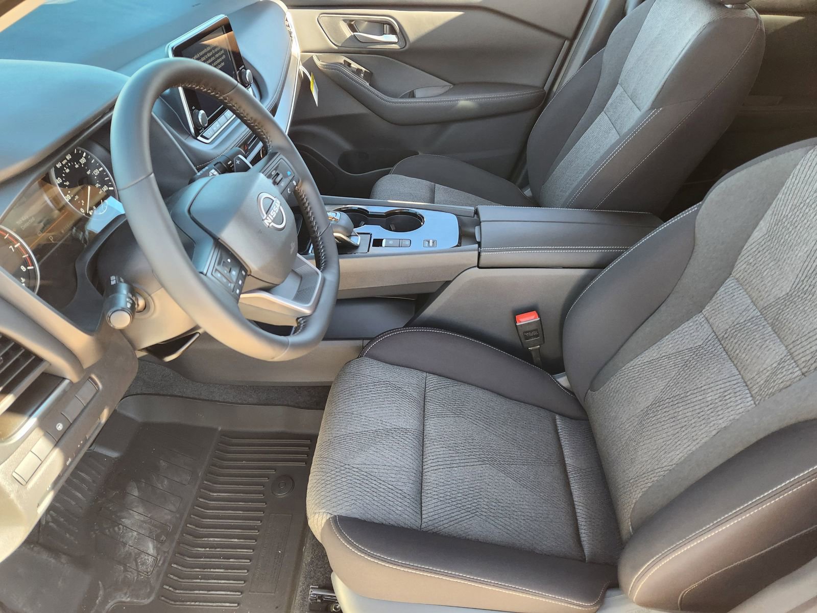 New 2026 Nissan Rogue SV w/ Cold Weather Package FWD image 13