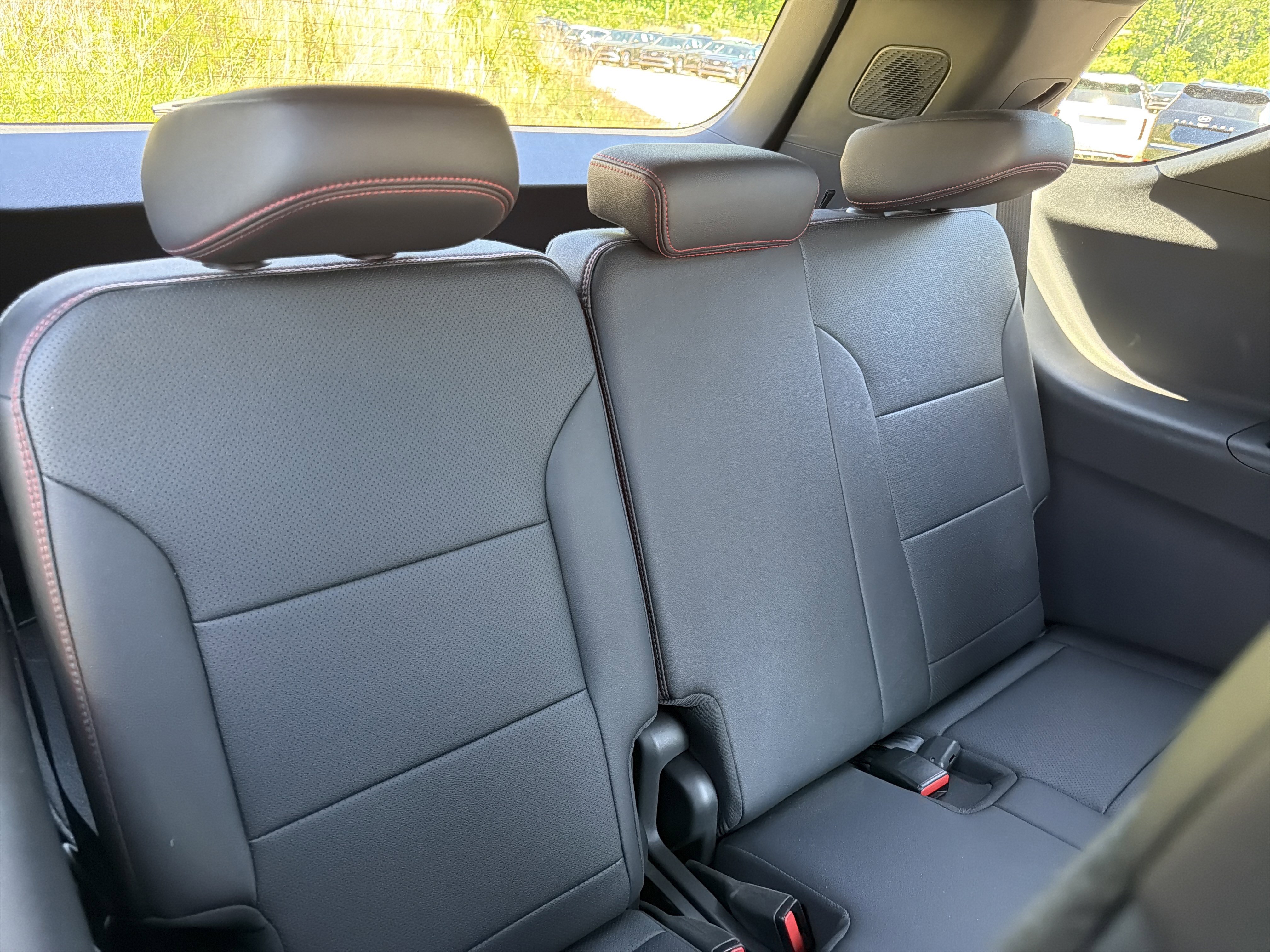 Used 2025 Chevrolet Traverse RS w/ LPO, Floor Liner Package AWD/4WD image 17
