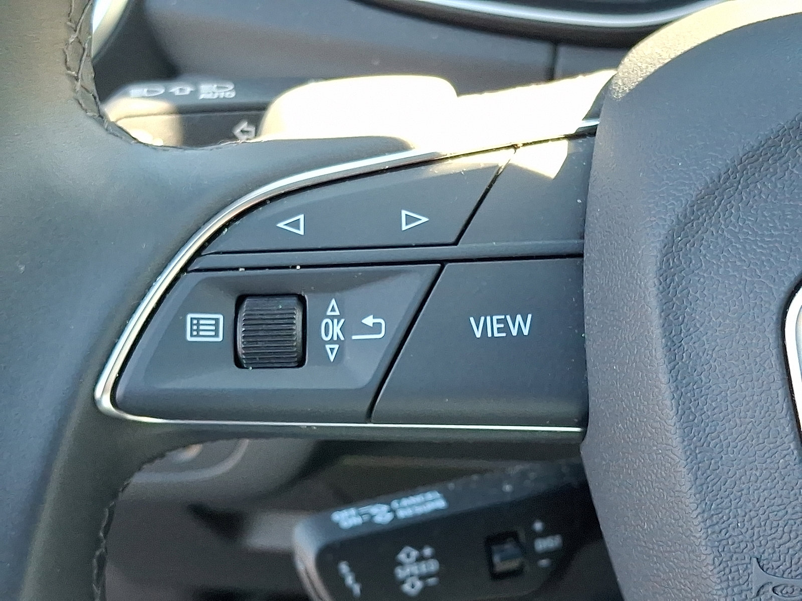 Used 2025 Audi Q5 2.0T Premium w/ Convenience Plus Package image 22