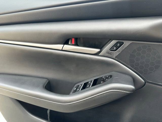 Used 2021 MAZDA MAZDA3 s image 12