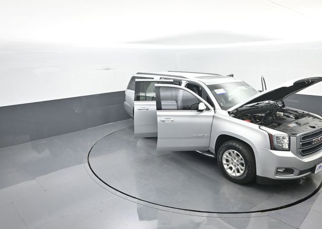 Used 2017 GMC Yukon XL SLT w/ Open Road Package image 35