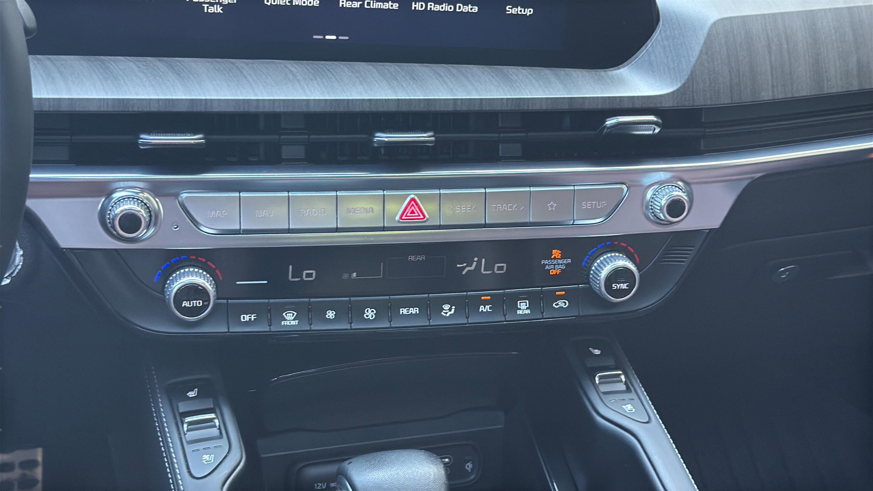 Used 2024 Kia Telluride SX FWD image 43