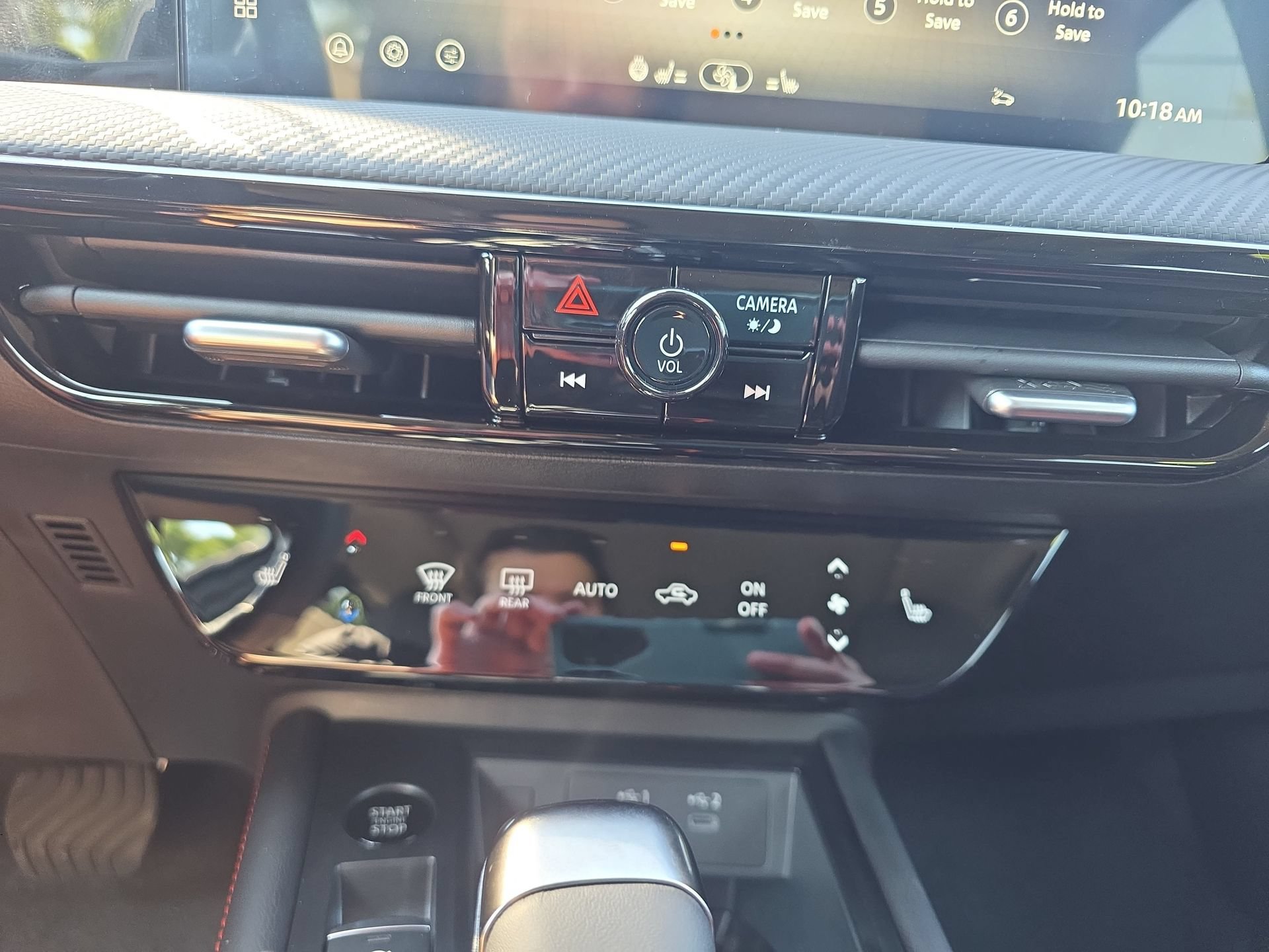 New 2026 Nissan Kicks SR w/ SR Premium Package FWD image 23