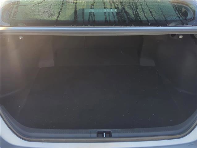 Used 2021 Toyota Camry SE w/ Convenience Package FWD image 23
