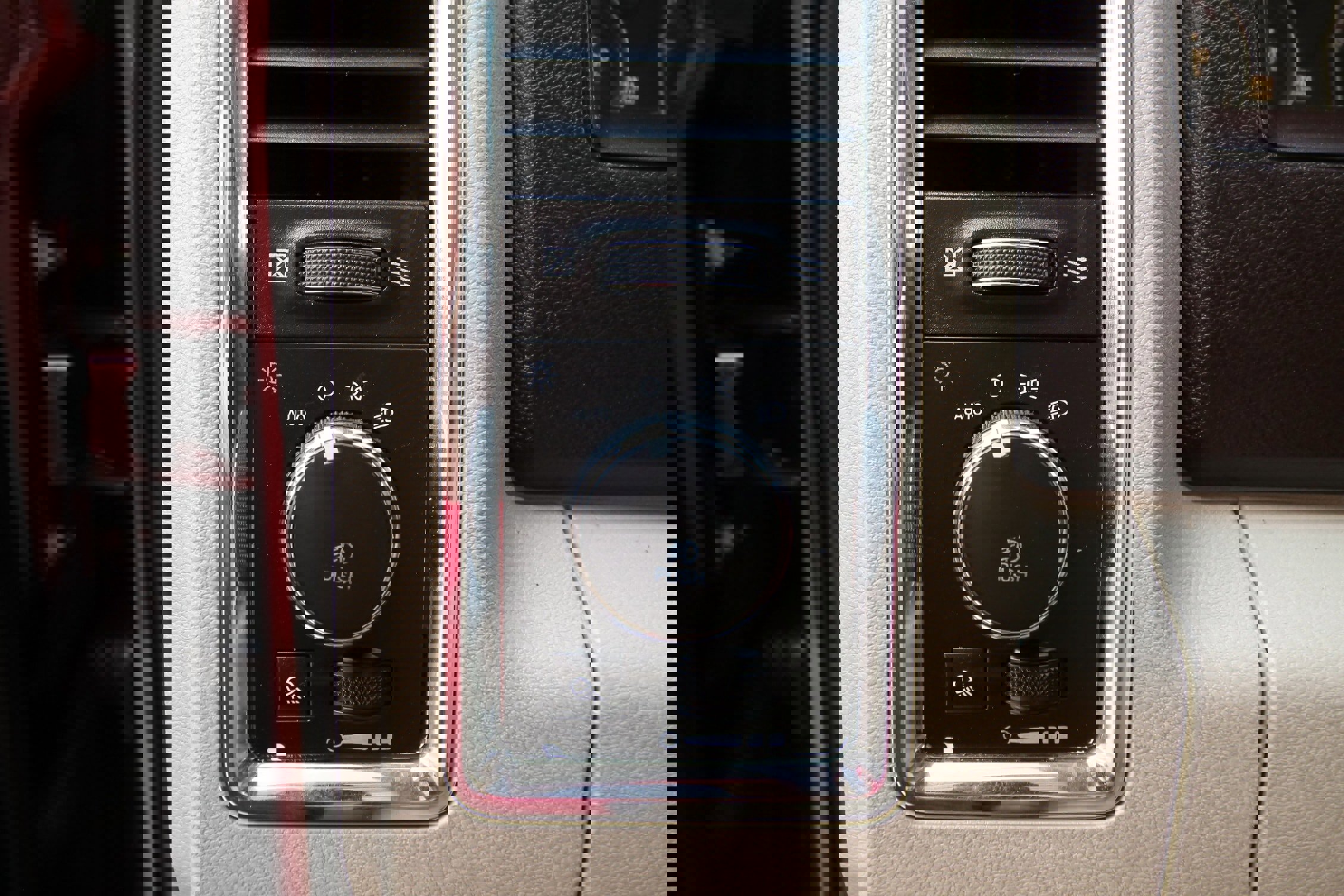 Used 2018 RAM 3500 Laramie image 26