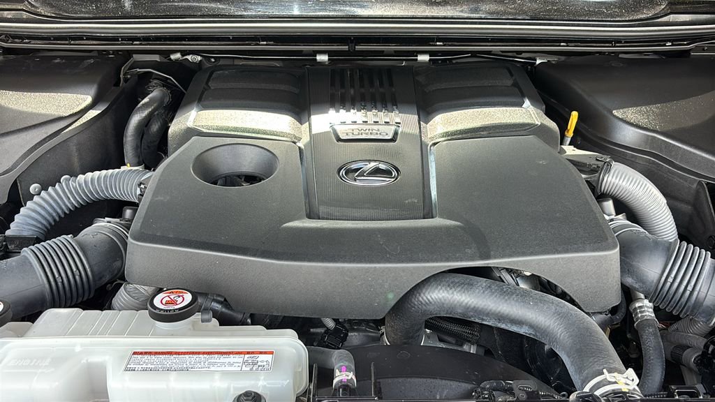 Used 2024 Lexus GX 550 w/ Accessory Package (2T) image 33