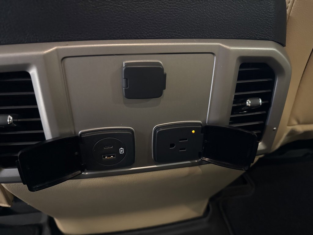 Used 2021 Ford F250 Lariat w/ FX4 Off-Road Package image 24