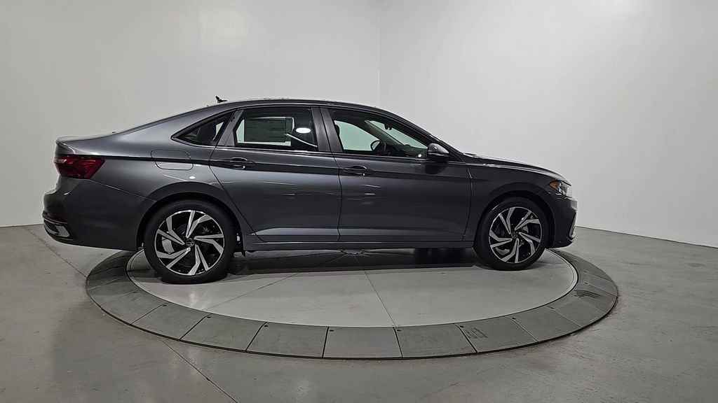 New 2026 Volkswagen Jetta SEL image 6