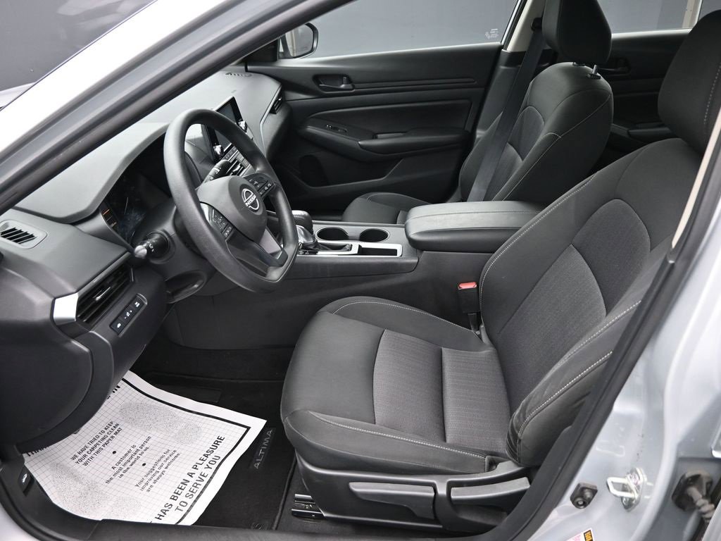 Used 2023 Nissan Altima 2.5 S image 9