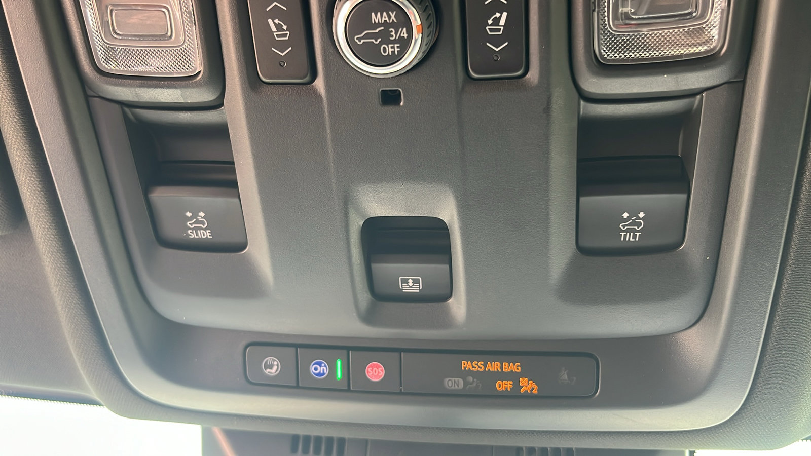 New 2024 Cadillac Escalade Premium Luxury image 17