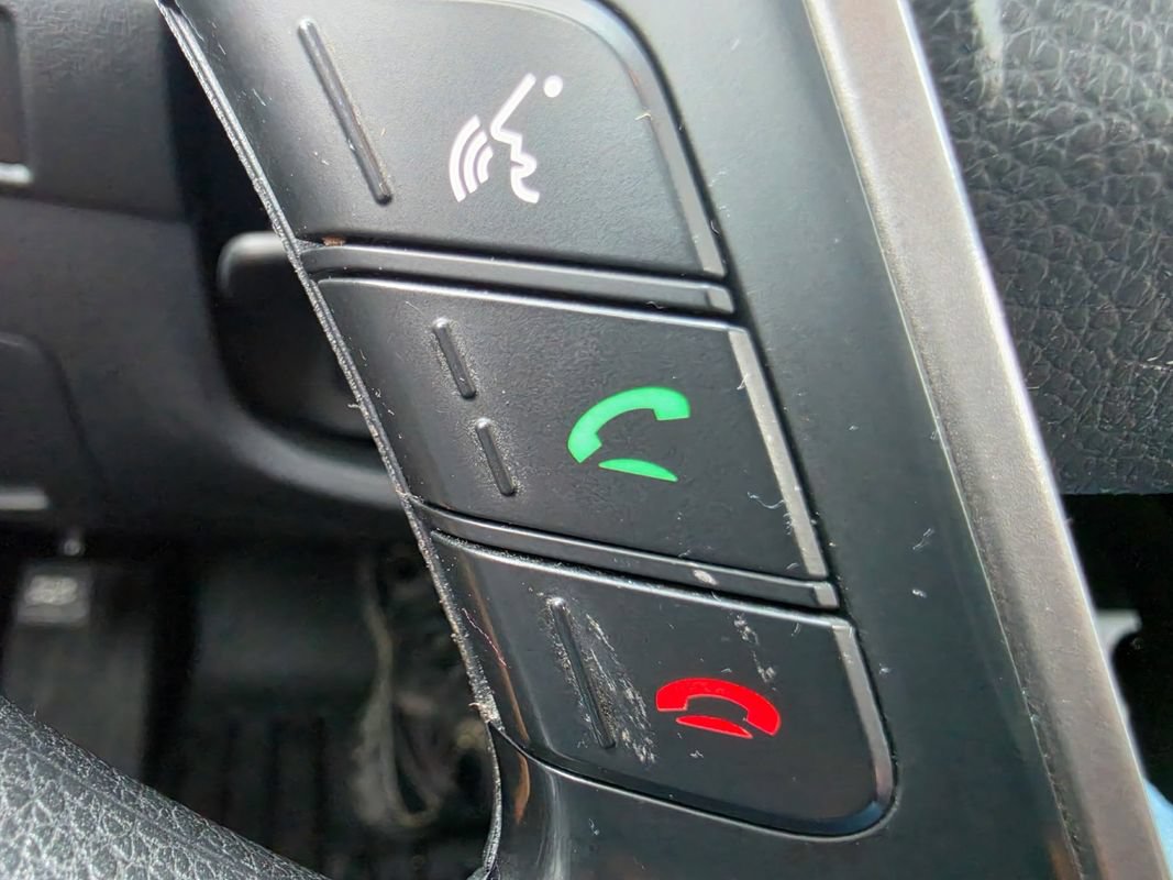 Used 2019 Hyundai Santa Fe XL SE AWD/4WD image 30