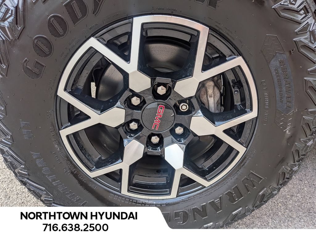 Used 2023 GMC Canyon AT4X AWD/4WD image 40