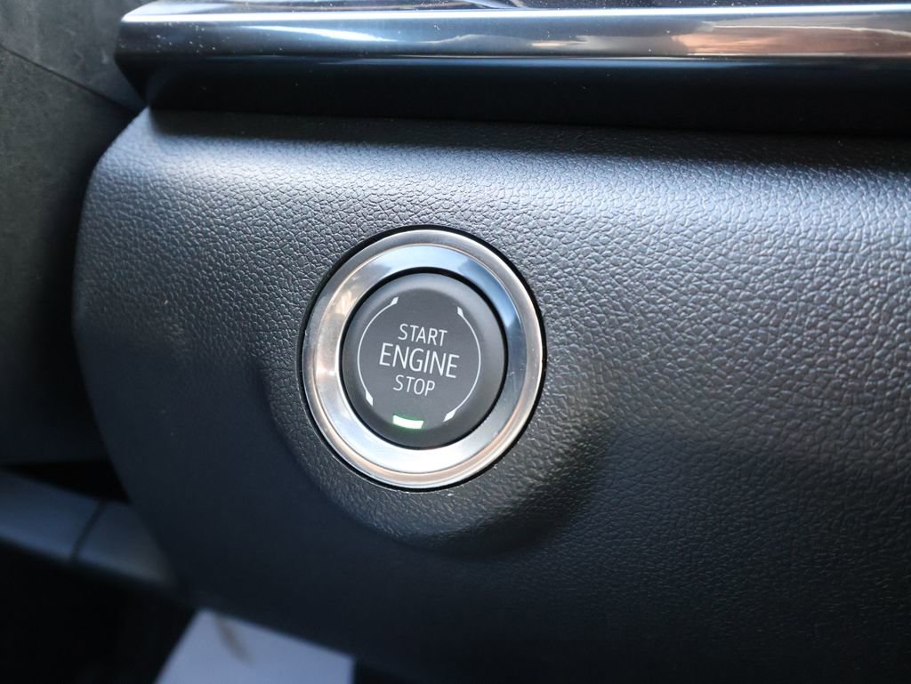 New 2026 GMC Terrain AT4 w/ LPO, Black Badging Package AWD/4WD image 20