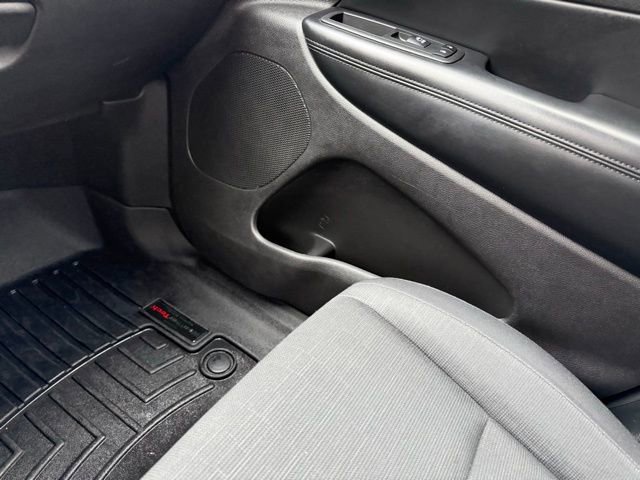 Used 2017 Jeep Grand Cherokee Laredo w/ Quick Order Package 23E image 22