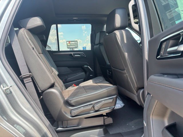 New 2026 Chevrolet Tahoe High Country w/ Sun And Tow Package AWD/4WD image 14