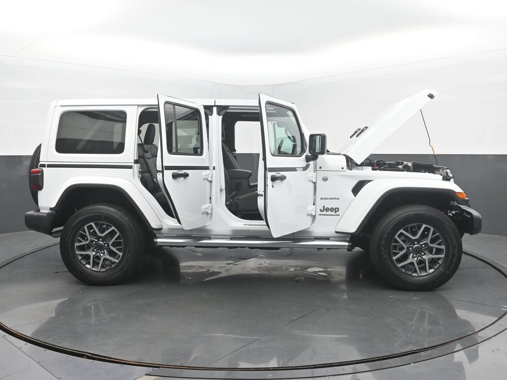 Used 2024 Jeep Wrangler Unlimited Sahara w/ Technology Group AWD/4WD image 65